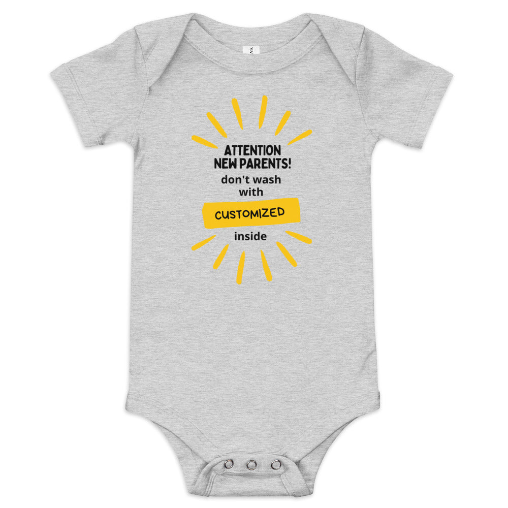 "Attention New Parents!" Baby Onesie: Diversión y Estilo para Padres Primerizos