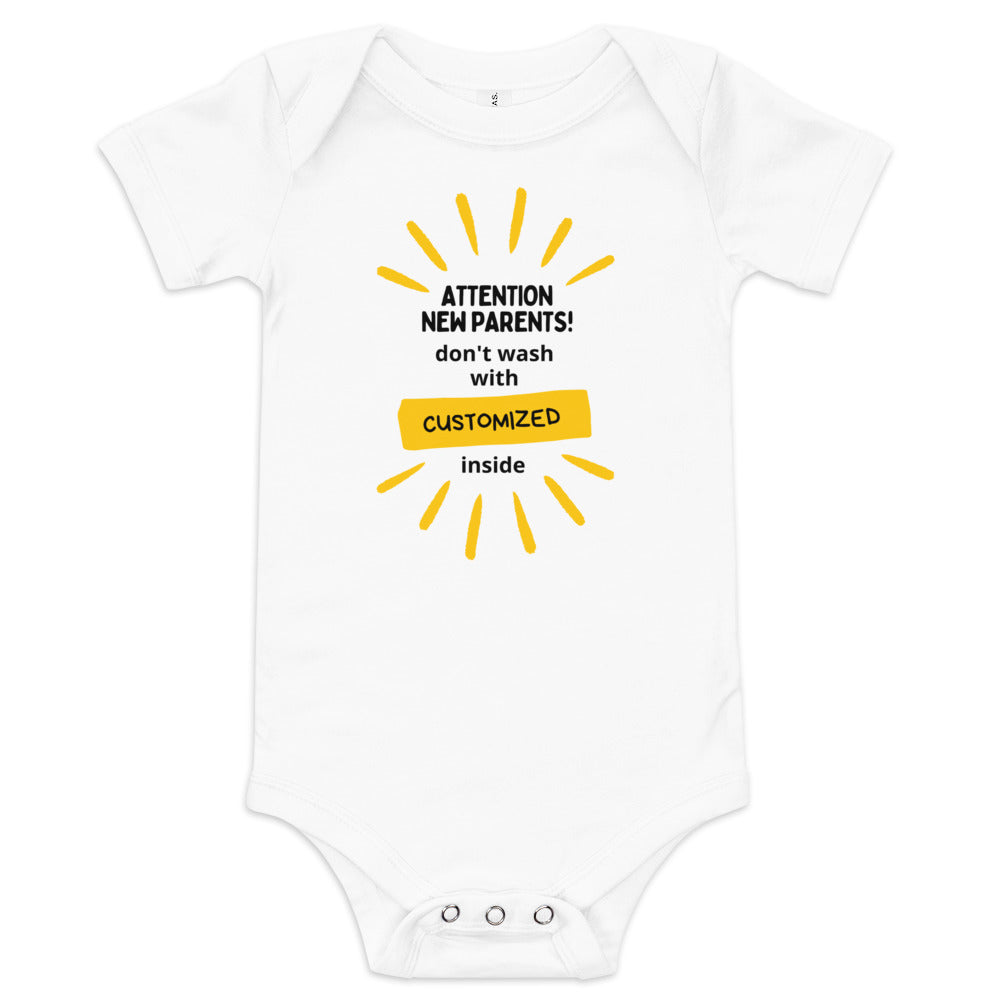 "Attention New Parents!" Baby Onesie: Diversión y Estilo para Padres Primerizos