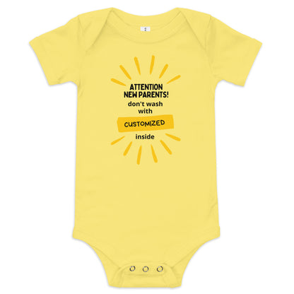 "Attention New Parents!" Baby Onesie: Diversión y Estilo para Padres Primerizos